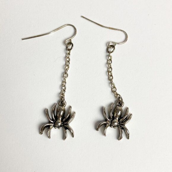 Silver spider drop chain earrings - Picture 1 of 6